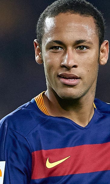 Spanish court looks into Neymar's transfer move to Barcelona